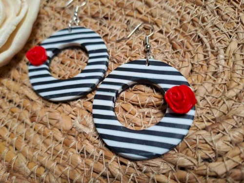 Pendientes de la colección Pin Up - Imagen 3