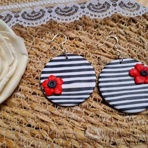 Pendientes de la colección Pin Up
