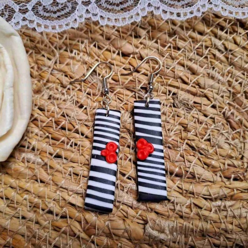 Pendientes de la colección Pin Up