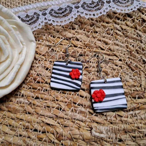 Pendientes de la colección Pin Up