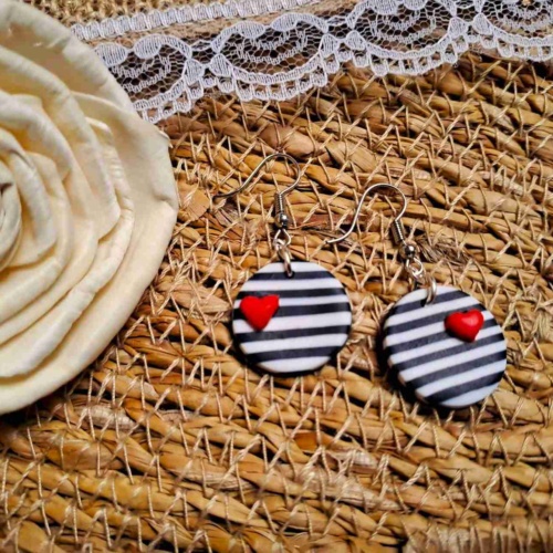 Pendientes de la colección Pin Up