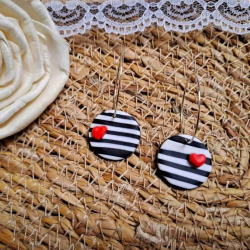 Pendientes de la colección Pin Up