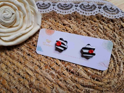 Pendientes de la colección Pin Up