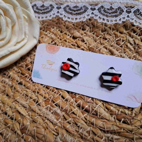 Pendientes de la colección Pin Up