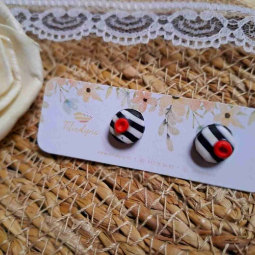 Pendientes de la colección Pin Up