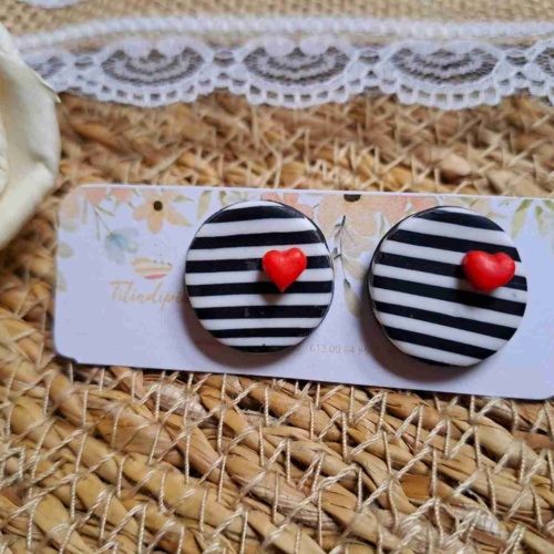 Pendientes de la colección Pin Up