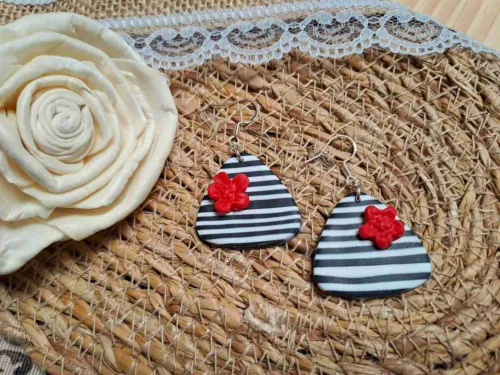 Pendientes de la colección Pin Up