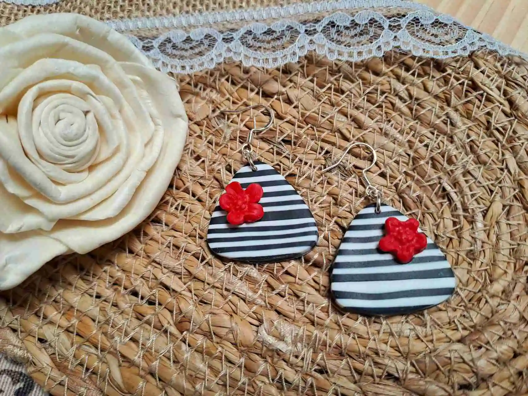 Pendientes de la colección Pin Up