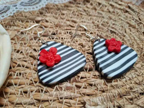 Pendientes de la colección Pin Up - Imagen 3
