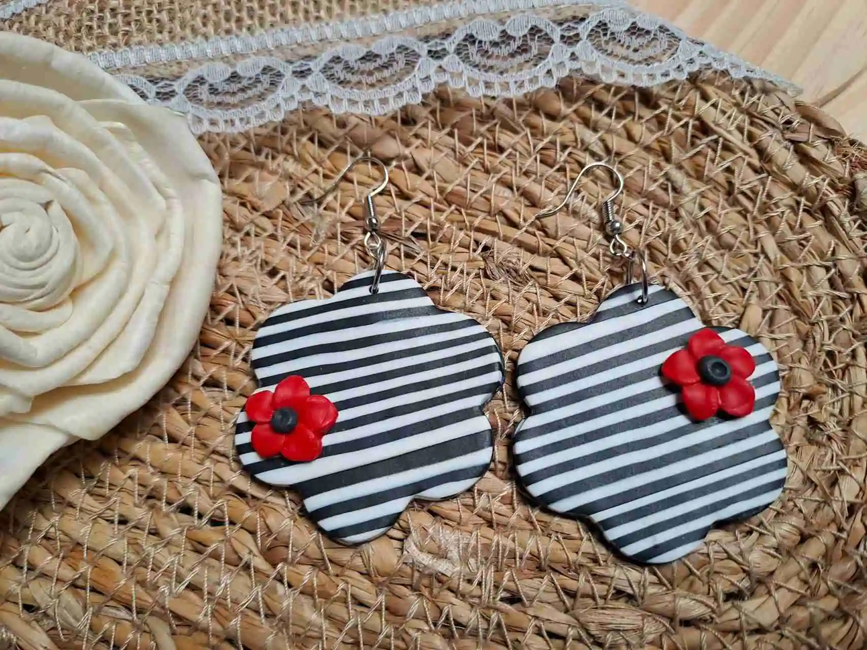 Pendientes de la colección Pin Up