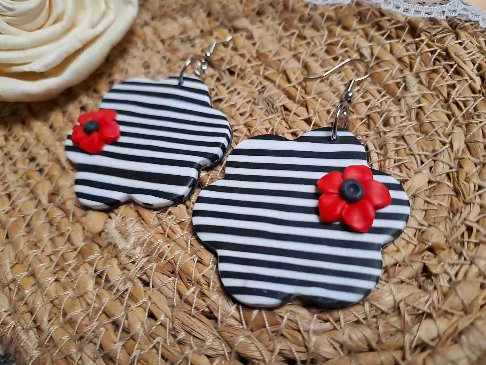Pendientes de la colección Pin Up - Imagen 2