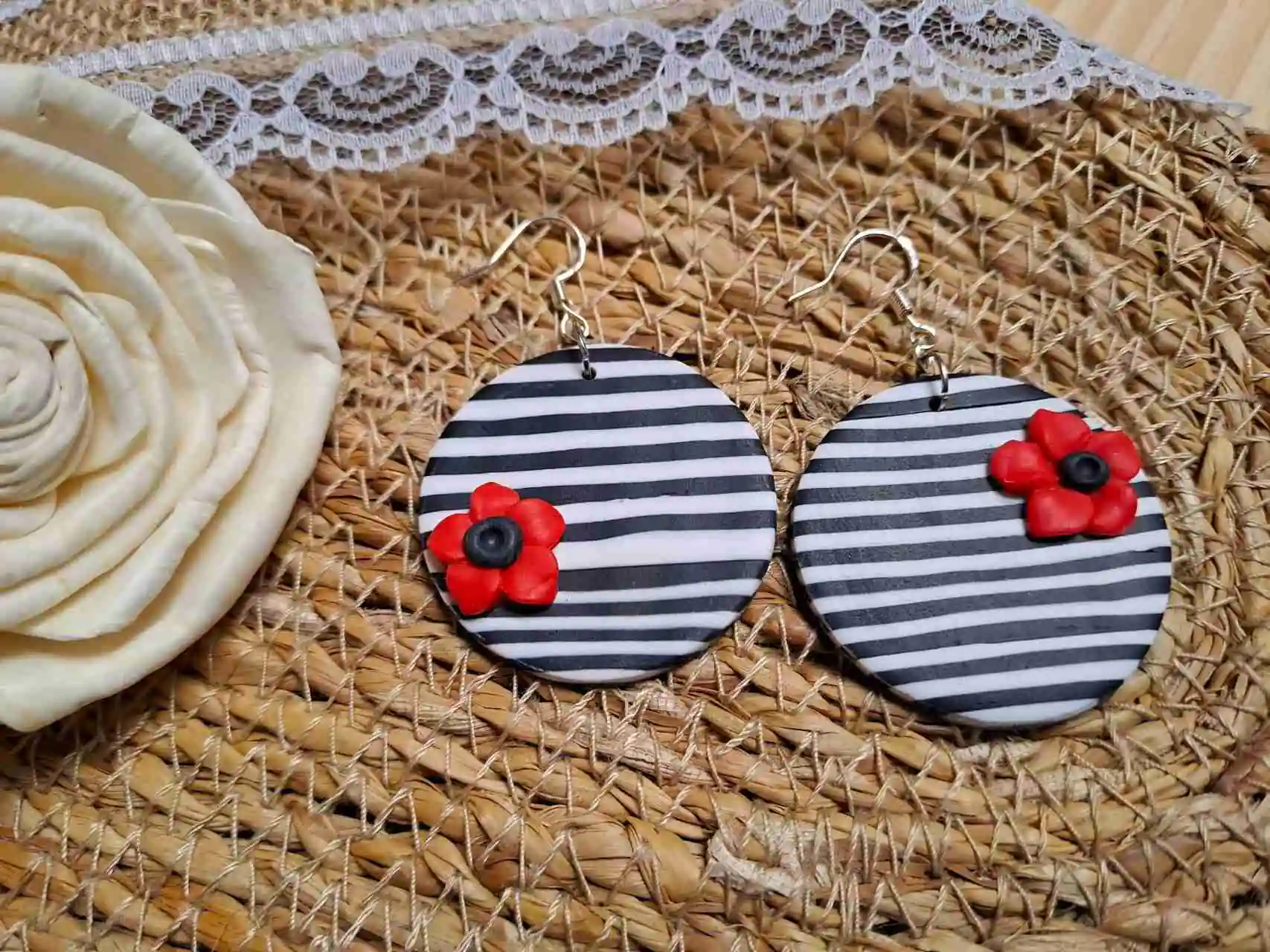 Pendientes de la colección Pin Up