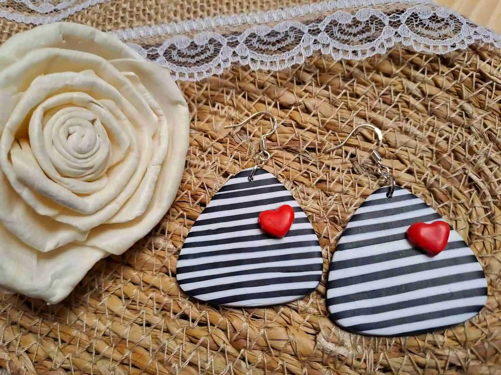 Pendientes de la colección Pin Up