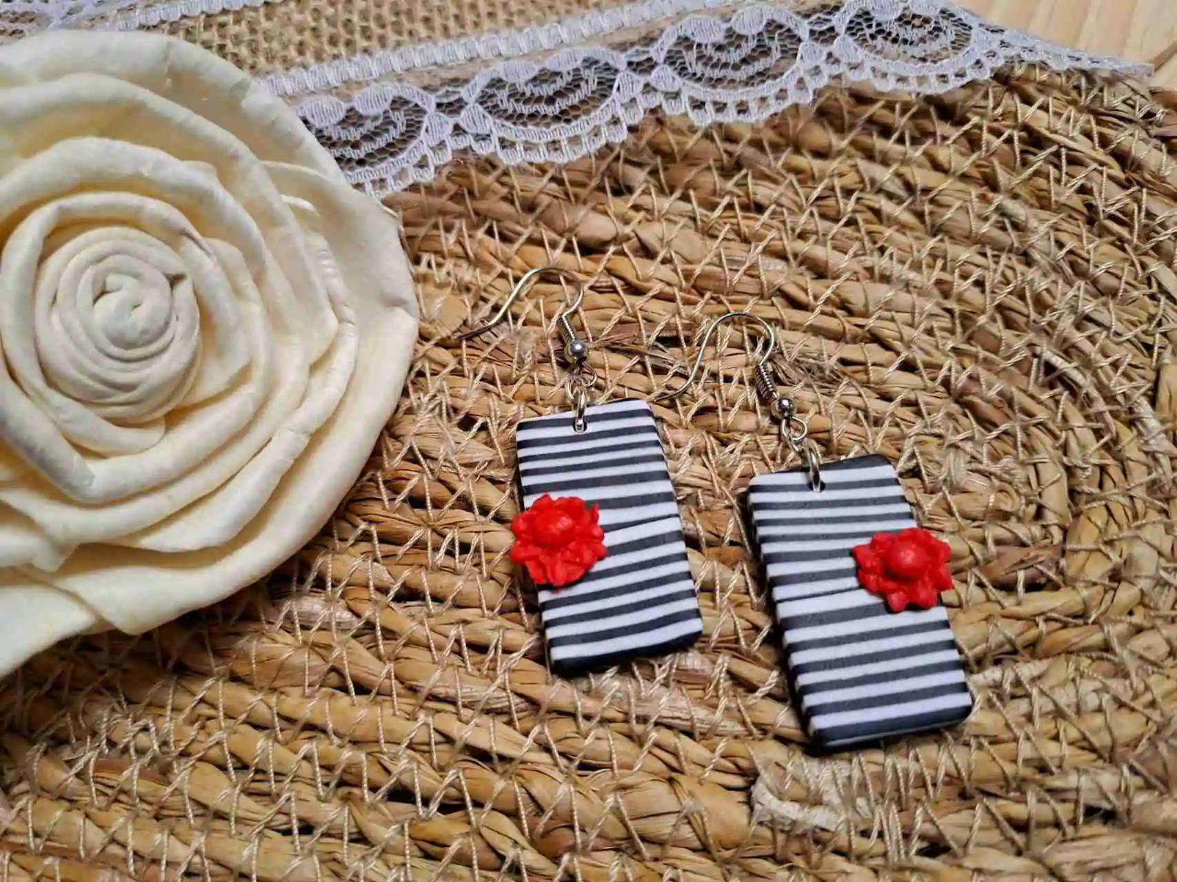 Pendientes de la colección Pin Up