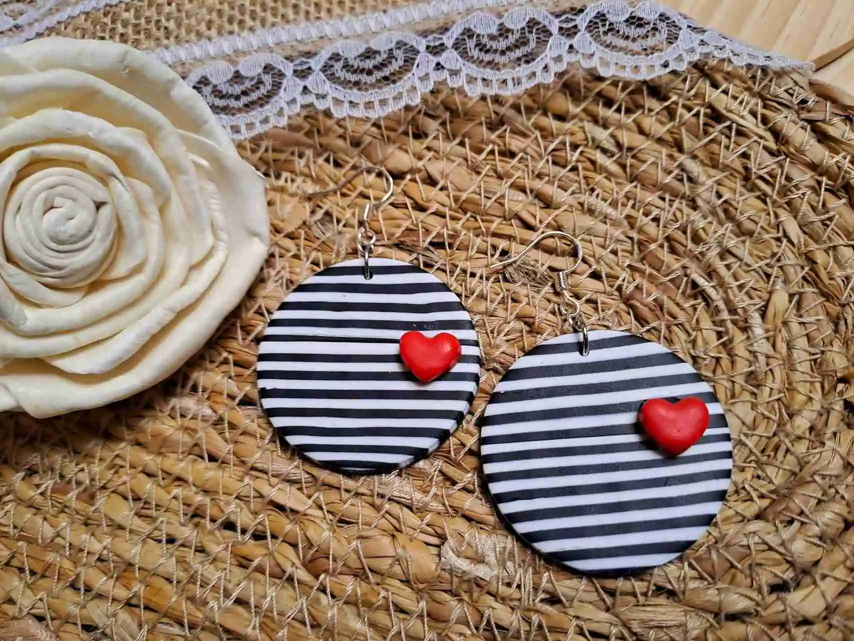 Pendientes de la colección Pin Up