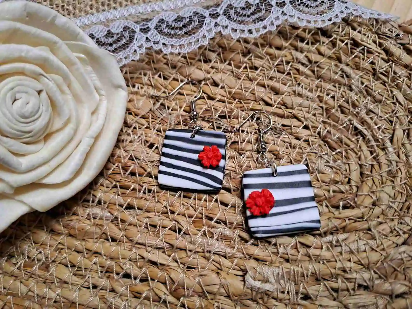 Pendientes de la colección Pin Up