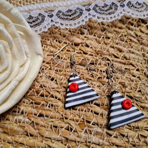 Pendientes de la colección Pin Up