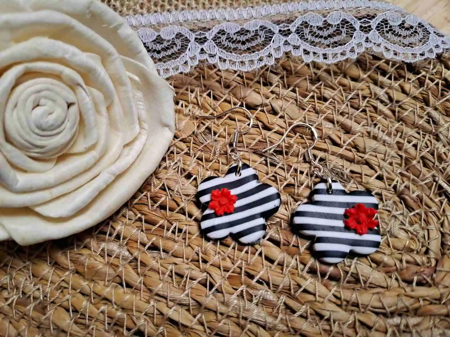 Pendientes de la colección Pin Up