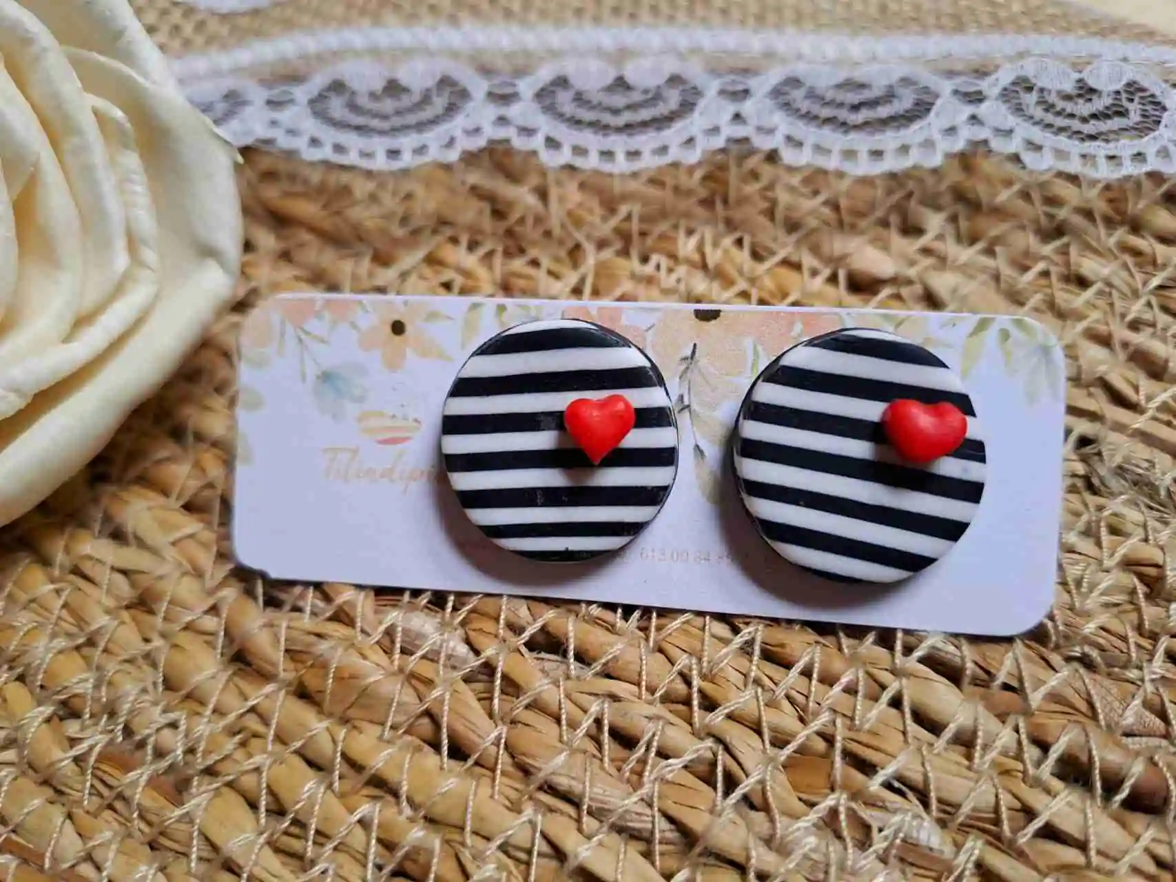 Pendientes de la colección Pin Up